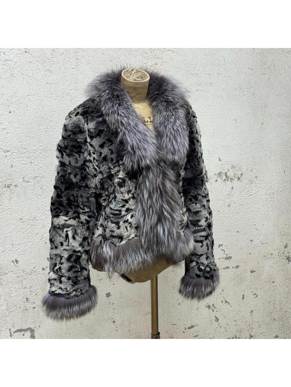 Vintage Y2K Rabbit & Silver Fox Fur Jacket - Picture 2 of 8